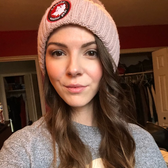 Meet the Posher Other - Meet your Posher, Emily